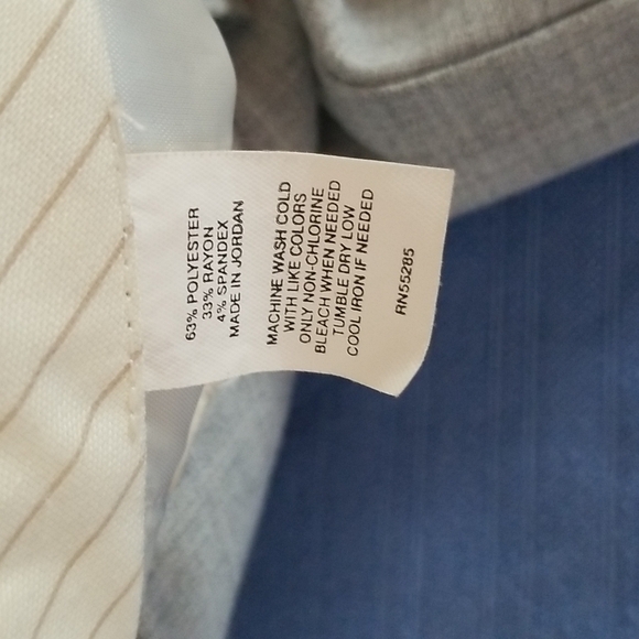 Express Design Studio Editor gray Bermuda style pants size 10 EUC - Picture 6 of 6